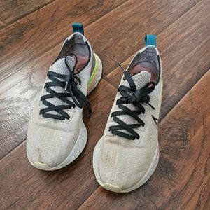 Nike woman's shoes size 9